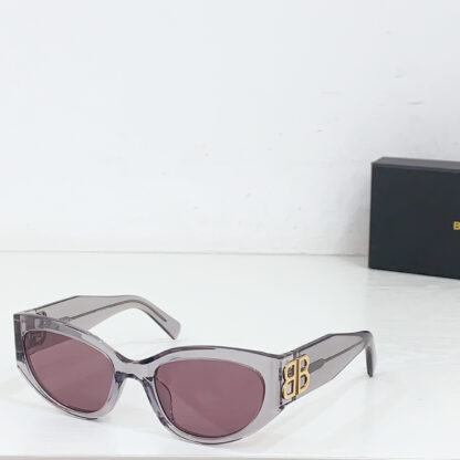 Balenciaga fashion sunglasses - Image 5