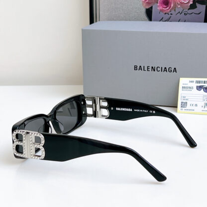 Balenciaga fashion sunglasses - Image 4