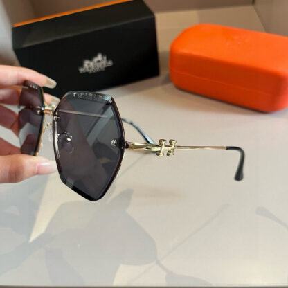 Hermès Fashion Sunglasses - Image 5