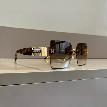 Hermès Fashion Sunglasses - Image 5