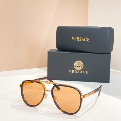 Versace fashion trend sunglasses - Image 5