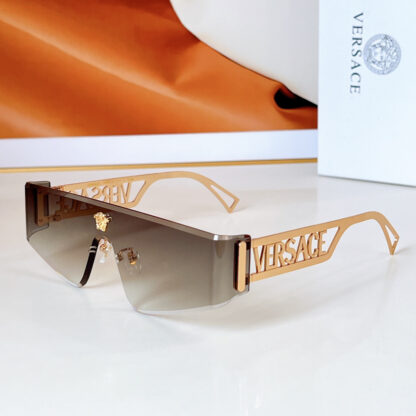 Versace fashion trend sunglasses - Image 5