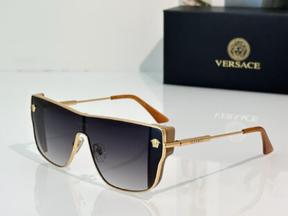 Versace fashion trend sunglasses - Image 5