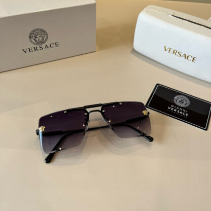 Versace fashion trend sunglasses - Image 5