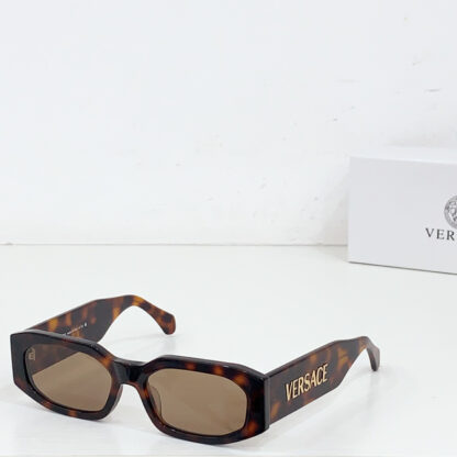 Versace fashion trend sunglasses - Image 5