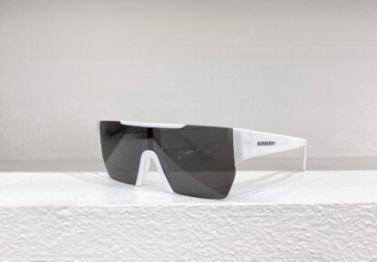 BURBERRY Fashion Temperament Sunglasses - Image 6
