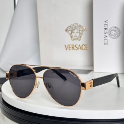 Versace fashion trend sunglasses - Image 5