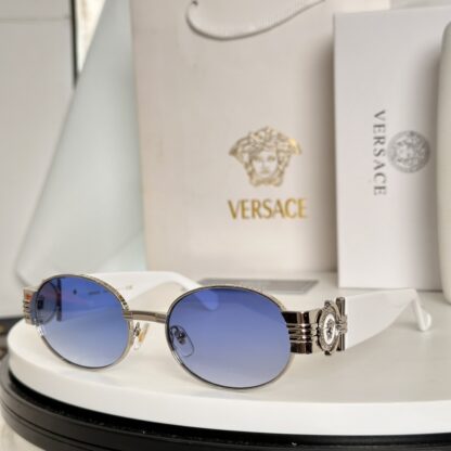 Versace fashion trend sunglasses - Image 5