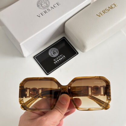 Versace fashion trend sunglasses - Image 5