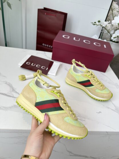 Gucci removable and adjustable ankle strap sneakers - Image 5