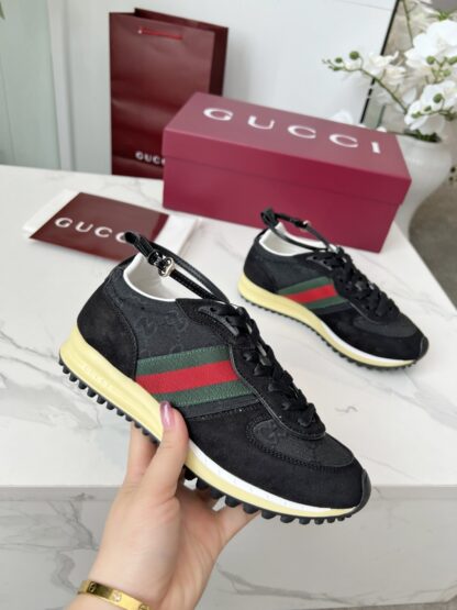 Gucci removable and adjustable ankle strap sneakers - Image 5