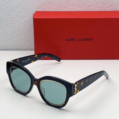 Yves Saint Laurent fashion sunglasses - Image 5