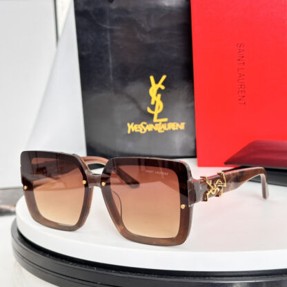 Yves Saint Laurent fashion sunglasses - Image 5