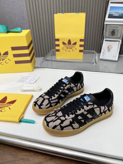 Gucci co-branded Dexter shoes - Image 5