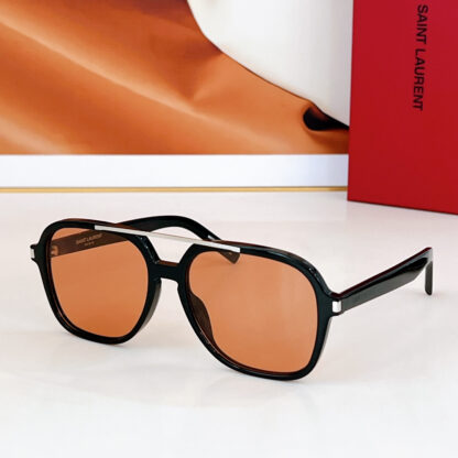 Yves Saint Laurent fashion sunglasses - Image 5