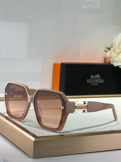 Hermes Fashion Sunglasses - Image 5