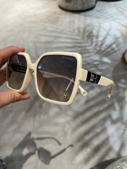 Hermes Fashion Sunglasses - Image 5