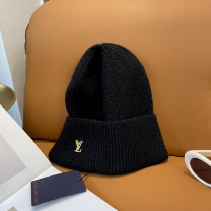 Louis Vuitton Unisex Knitted Hat - Image 5