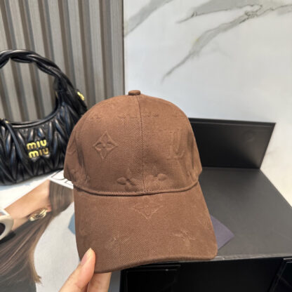 Louis Vuitton versatile fashion baseball cap - Image 5