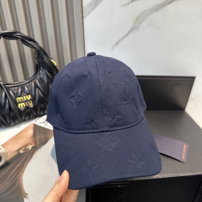 Louis Vuitton versatile fashion baseball cap - Image 5