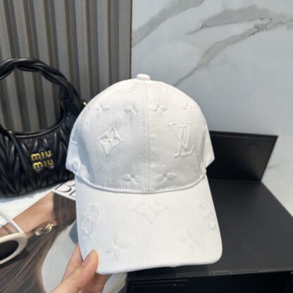 Louis Vuitton versatile fashion baseball cap - Image 5