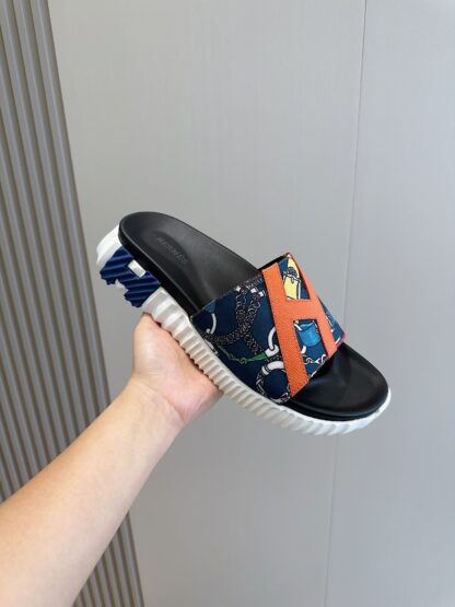 Hermès men's ultra-light and comfortable orange and blue color matching slippers - Image 5