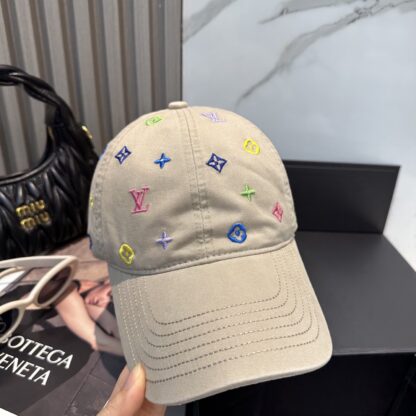 Louis Vuitton embroidered lettering baseball cap - Image 5