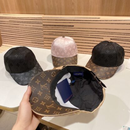 Louis Vuitton Korean version of the new British sports baseball cap - Image 5