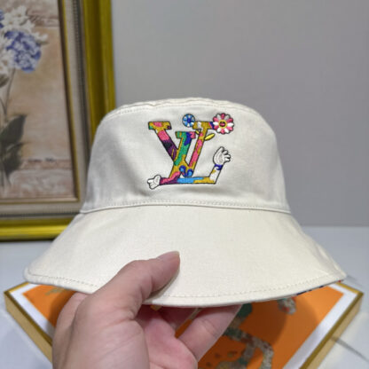 Louis Vuitton double-sided bucket hat - Image 5