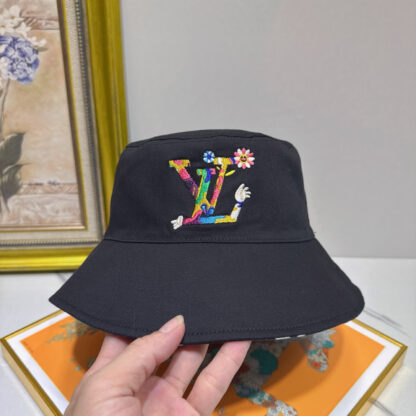 Louis Vuitton double-sided bucket hat - Image 5
