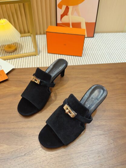 Hermès new handmade black stiletto sandals - Image 3