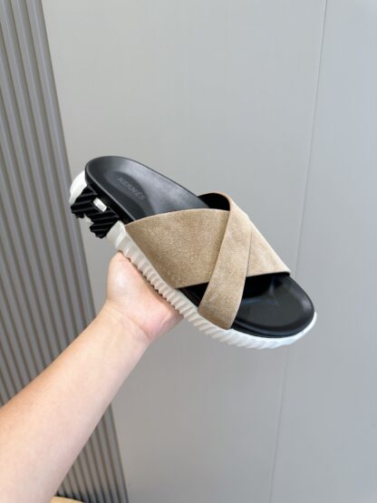 Hermès Men's Light Apricot Cross Ultra Light Comfort Slippers - Image 5