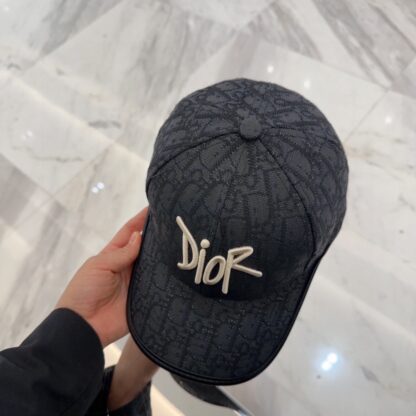 Dior Fashion Casual Embroidered Baseball Cap - Image 6