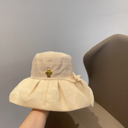 Louis Vuitton's new smooth waterproof foldable bucket hat - Image 4