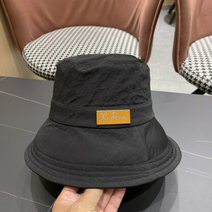 Louis Vuitton spring and summer all-match leisure sunshade sun basin - Image 4