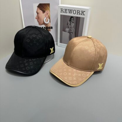 Louis Vuitton Classic Baseball Cap - Image 5