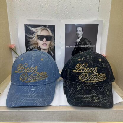 Louis Vuitton Unisex Baseball Cap - Image 5