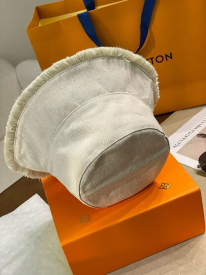 Louis Vuitton bucket hat - Image 5