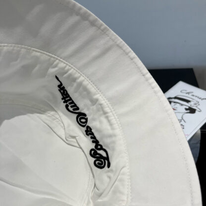 Louis Vuitton bucket hat - Image 5