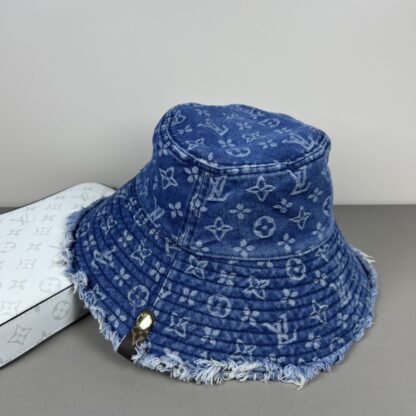 Louis Vuitton bucket hat - Image 5