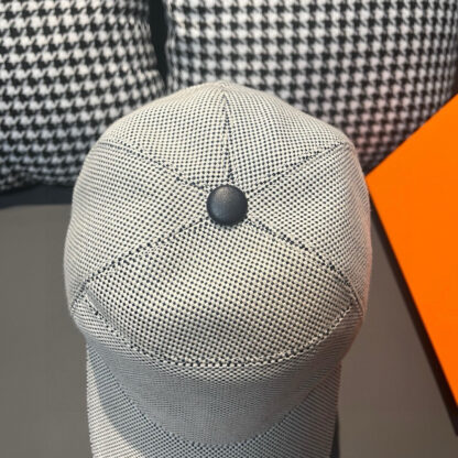 Hermès Breathable Canvas Baseball Cap - Image 5