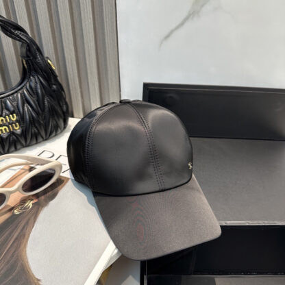 Chanel Classic Casual Baseball Cap - Image 5
