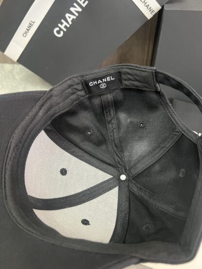 Chanel Classic Casual Baseball Cap - Image 5
