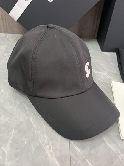 Chanel Classic Casual Baseball Cap - Image 5