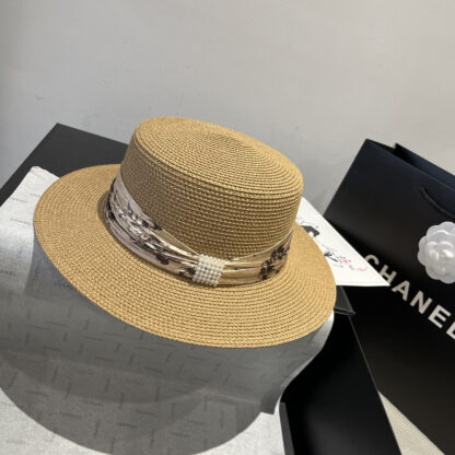 Chanel flat straw hat - Image 5