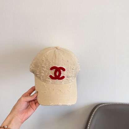 Chanel Classic Casual Baseball Cap - Image 5