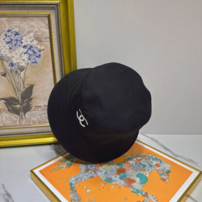 Chanel high-end bucket hat - Image 5