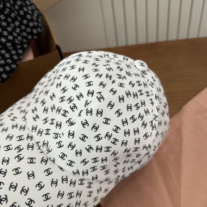 Chanel Classic Casual Baseball Cap - Image 5