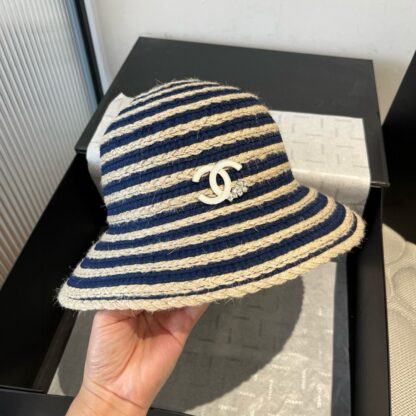 Chanel knitted bucket hat - Image 5