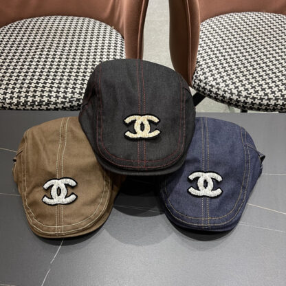 Chanel Japanese retro couple casual British beret - Image 5
